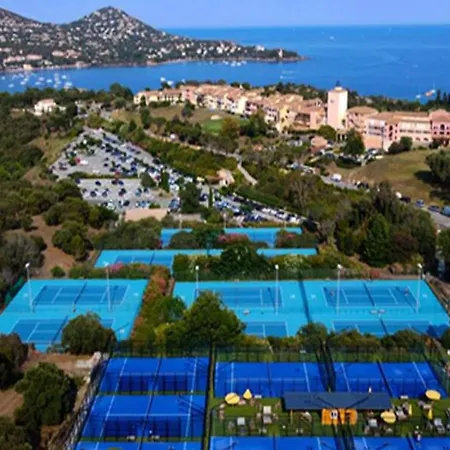 For 6 People * Saint-Raphael (Var)