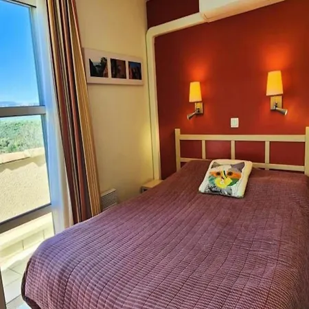 Apartment For 6 People Saint-Raphael (Var)