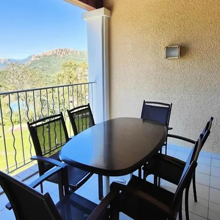 Apartment For 6 People *