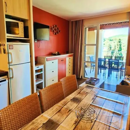 For 6 People * Saint-Raphael (Var)