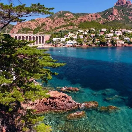 Apartment For 6 People Saint-Raphael (Var)